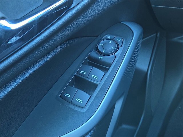 New 2026 Chevrolet Trax RS w/ Sunroof Package image 18