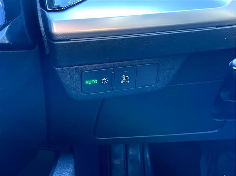 Used 2022 Audi Q4 e-tron Prestige image 18