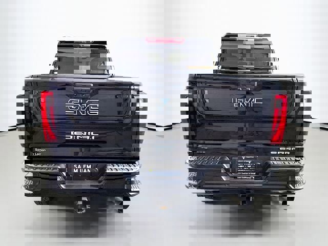 Used 2024 GMC Sierra 2500 Denali w/ Denali Reserve Package image 8