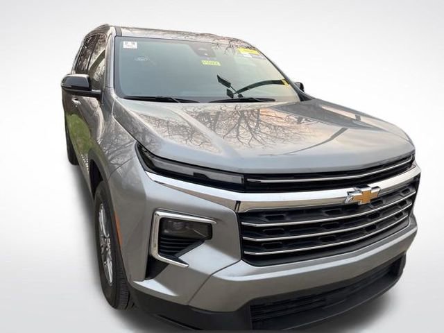 Used 2025 Chevrolet Traverse LT w/ LPO, Floor Liner Package image 3