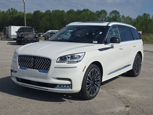 Used 2023 Lincoln Aviator Black Label w/ Dynamic Handling Package image 1
