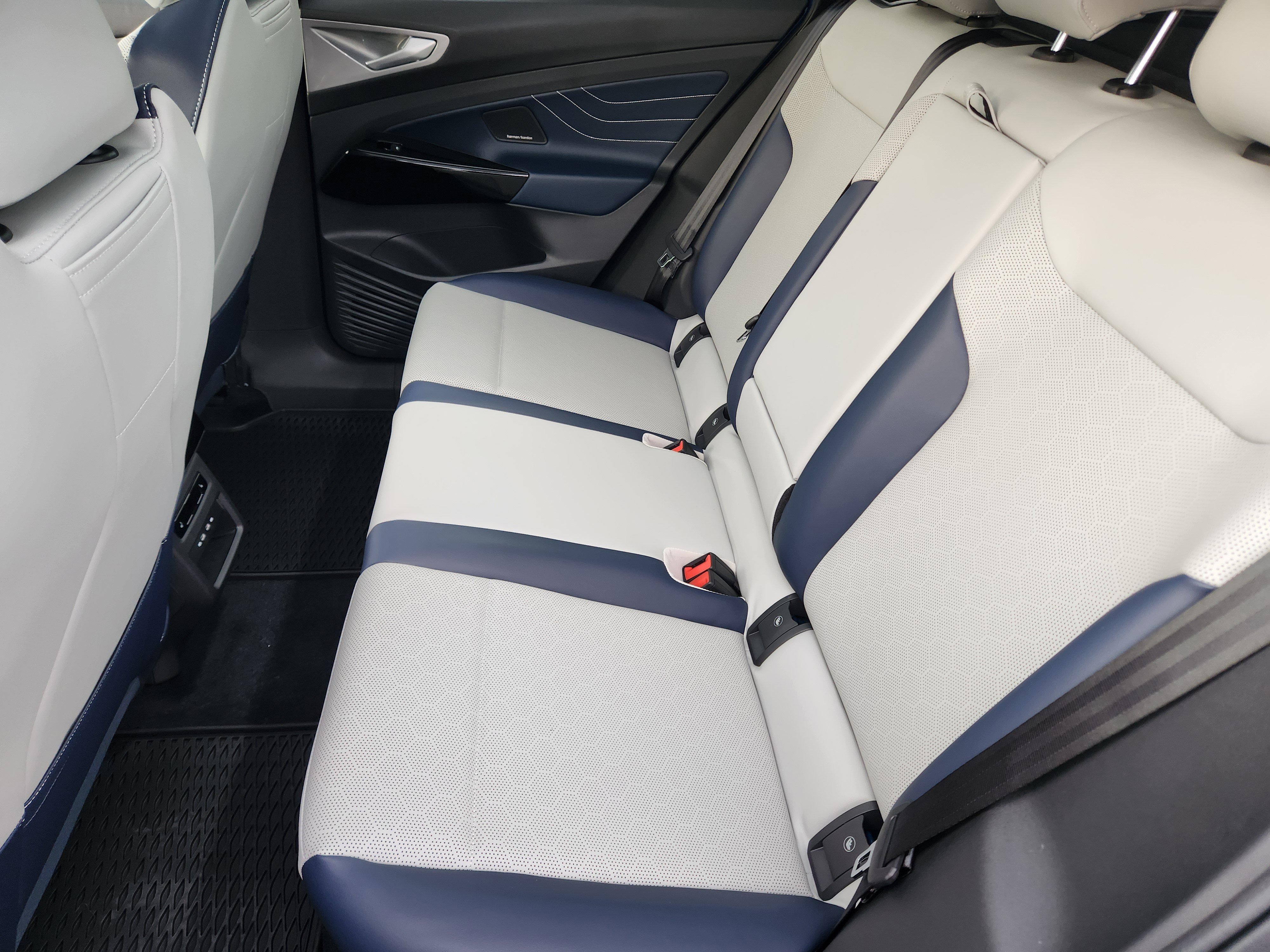 New 2026 Volkswagen ID.4 Pro S Plus image 20