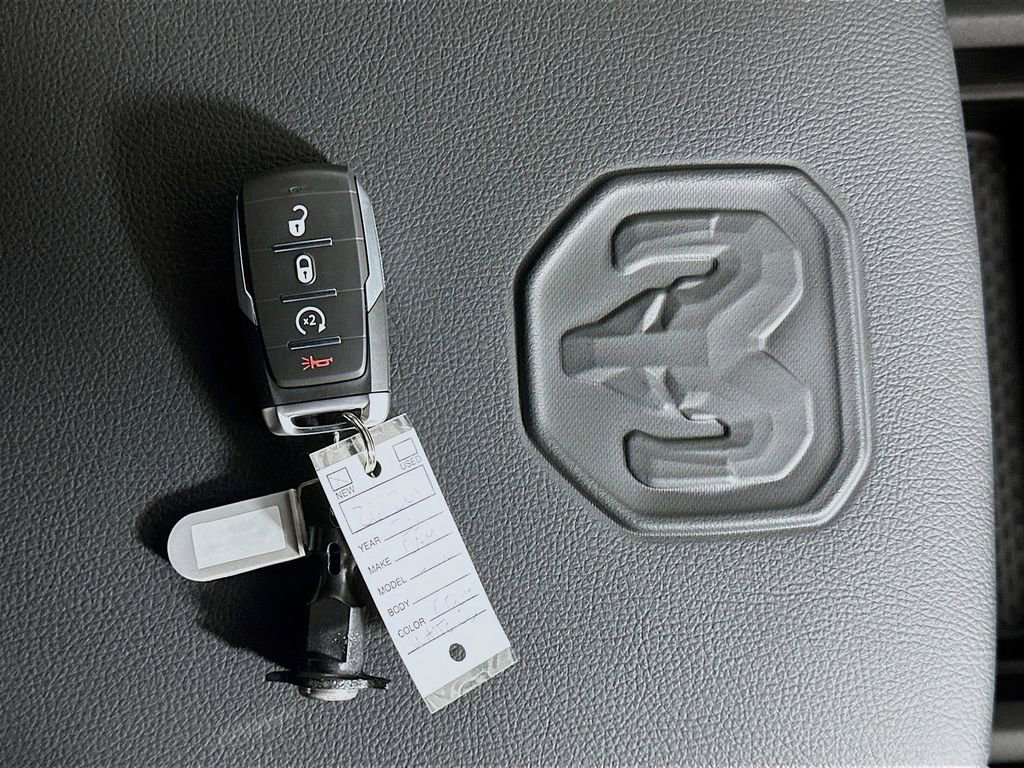 New 2026 RAM 4500 4x4 Crew Cab DRW image 19