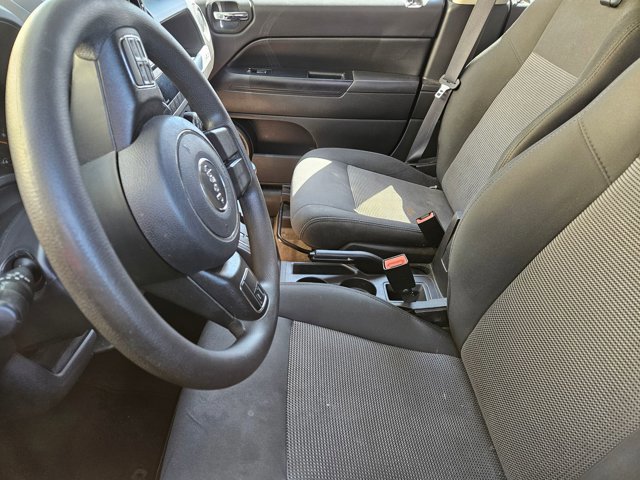 Used 2016 Jeep Compass Sport w/ Power Value Group image 12