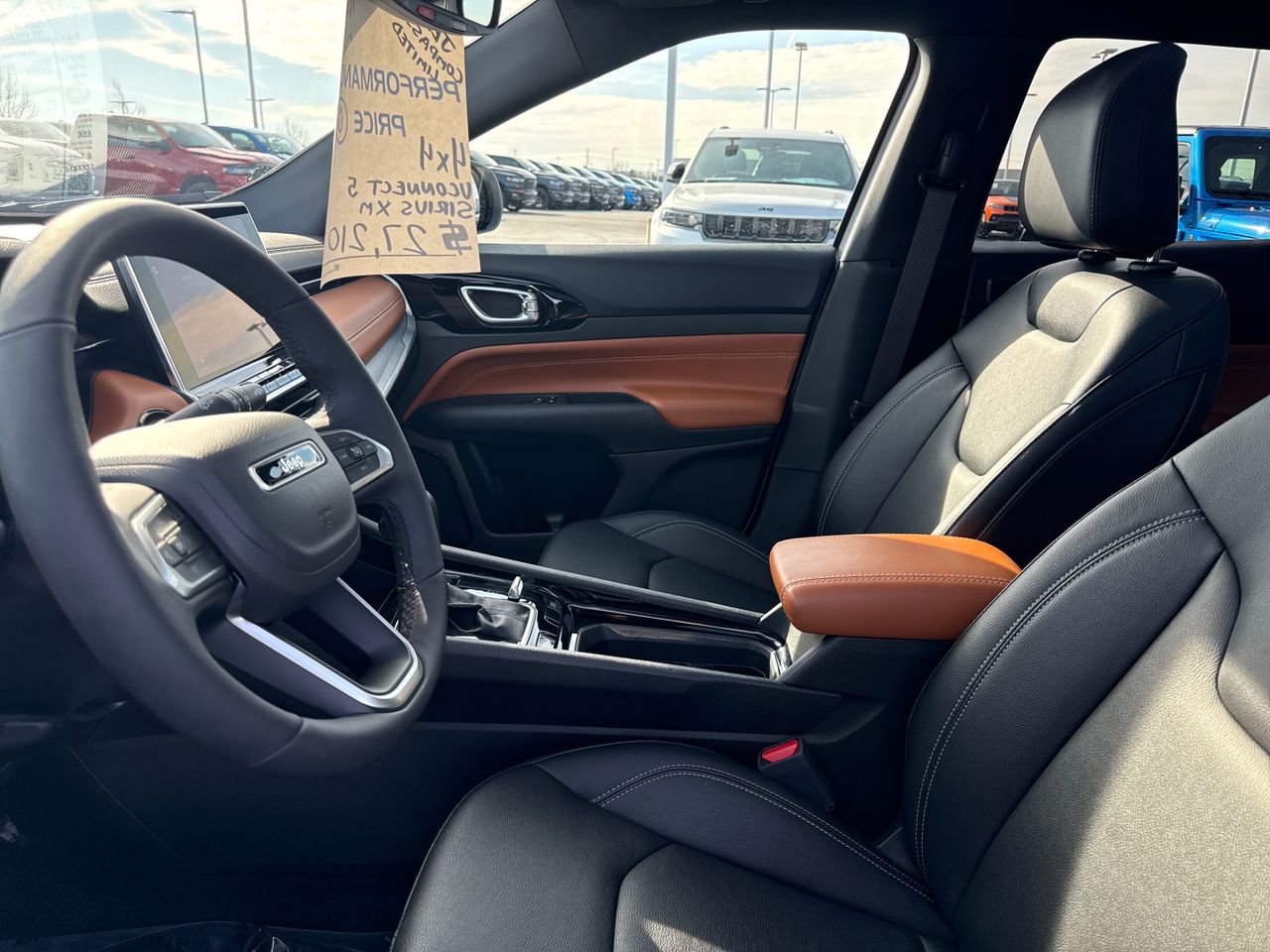 Used 2025 Jeep Compass Limited w/ Sun & Sound Group image 11