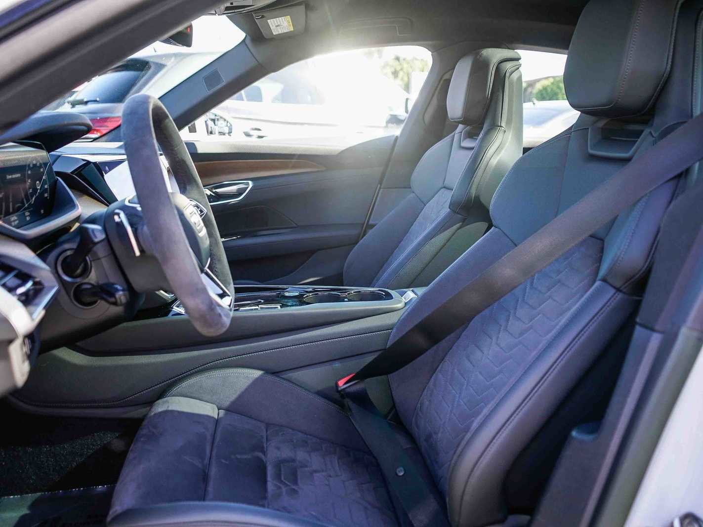 Certified 2023 Audi e-tron GT Prestige w/ Prestige Package image 17