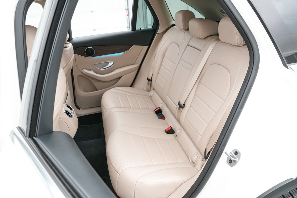 Used 2022 Mercedes-Benz GLC 300 4MATIC image 22