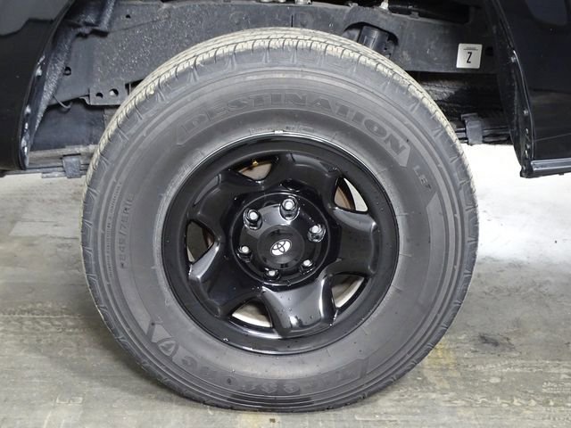 Used 2021 Toyota Tacoma SR5 image 30