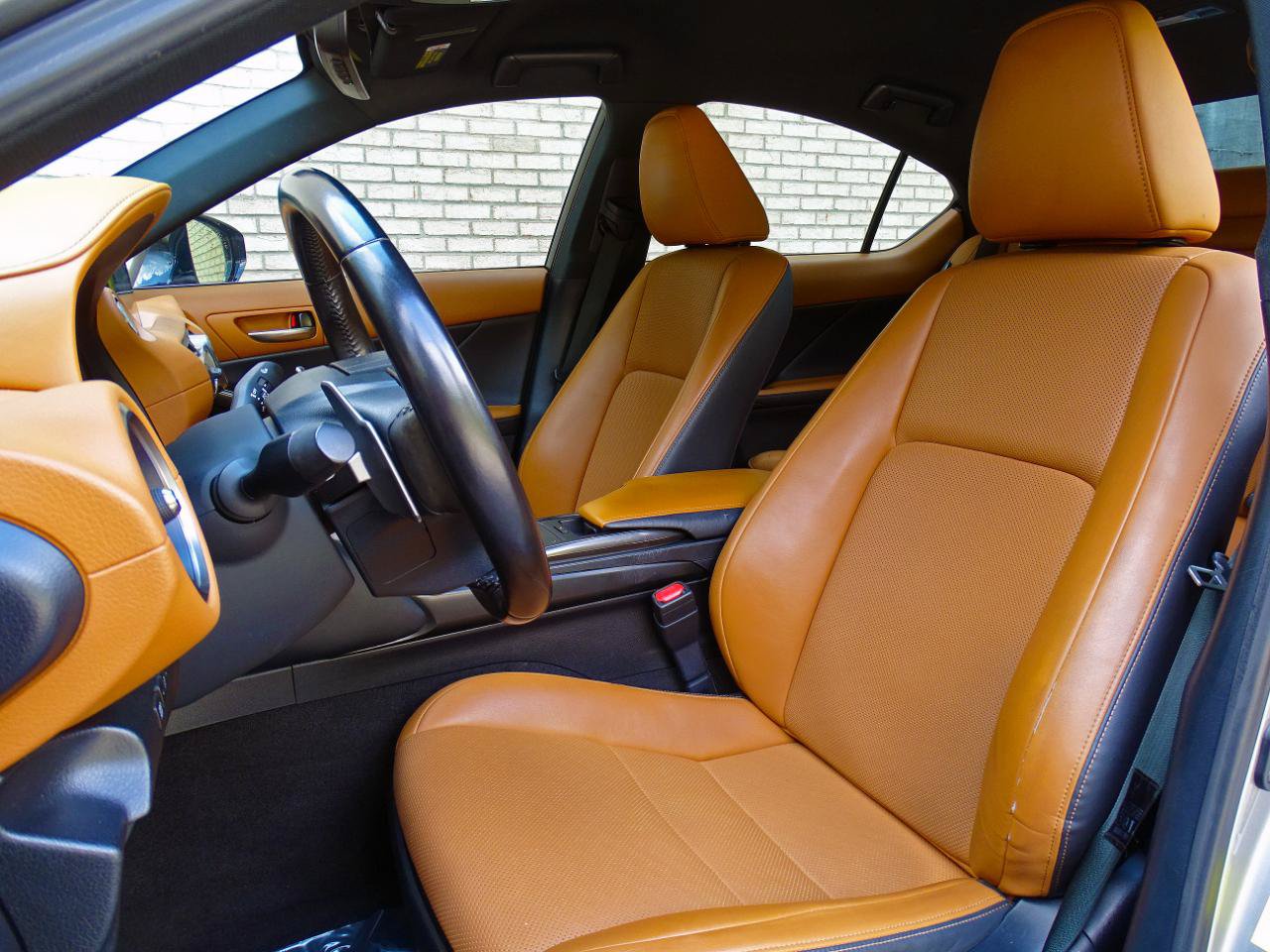 Used 2021 Lexus IS 300 w/ Accessory Package RWD image 9