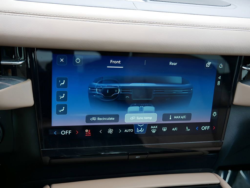 Certified 2025 Lincoln Navigator Black Label image 26