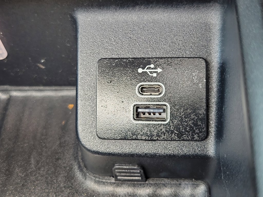 Used 2025 Ford Expedition Active RWD image 36