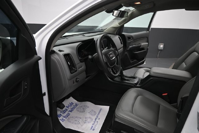Used 2020 GMC Canyon W/T w/ Convenience Package RWD image 15