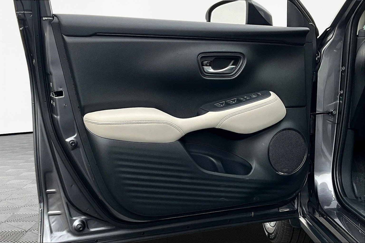 Used 2026 Honda HR-V LX image 20