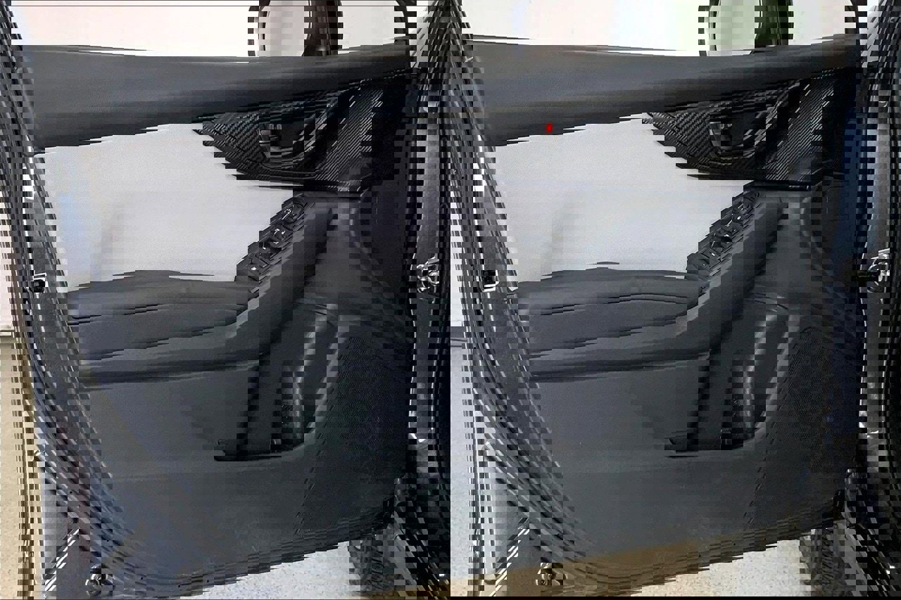 Used 2018 Subaru Crosstrek 2.0i Premium w/ Popular Package #2 image 25