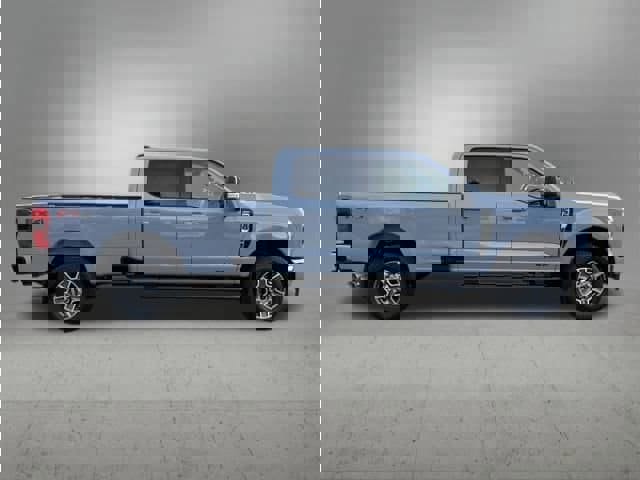 Used 2025 Ford F350 Lariat w/ FX4 Off-Road Package image 6