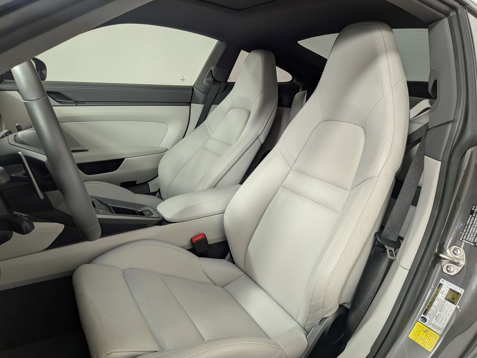 Certified 2022 Porsche 911 Carrera RWD image 5