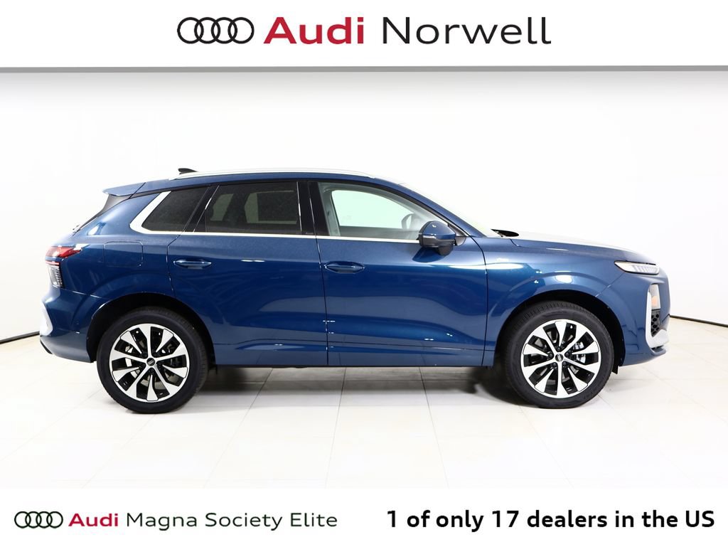 New 2026 Audi Q3 quattro 2.0T AWD/4WD image 17