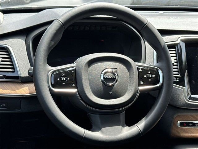 New 2024 Volvo XC90 B6 Plus w/ Protection Package Premier image 8