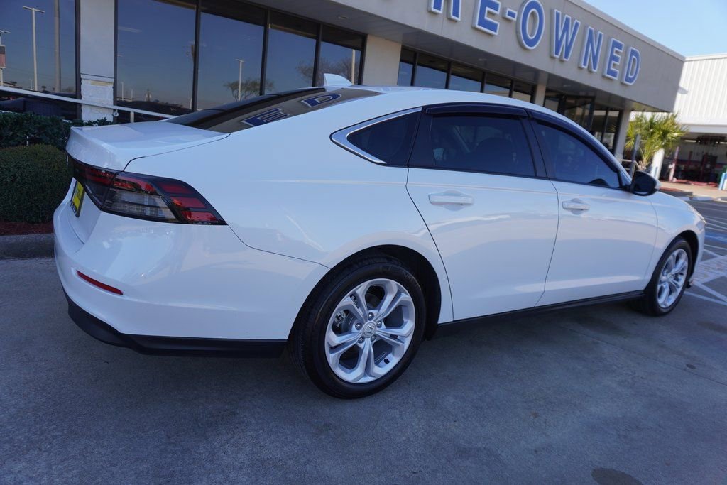 Used 2025 Honda Accord LX image 6