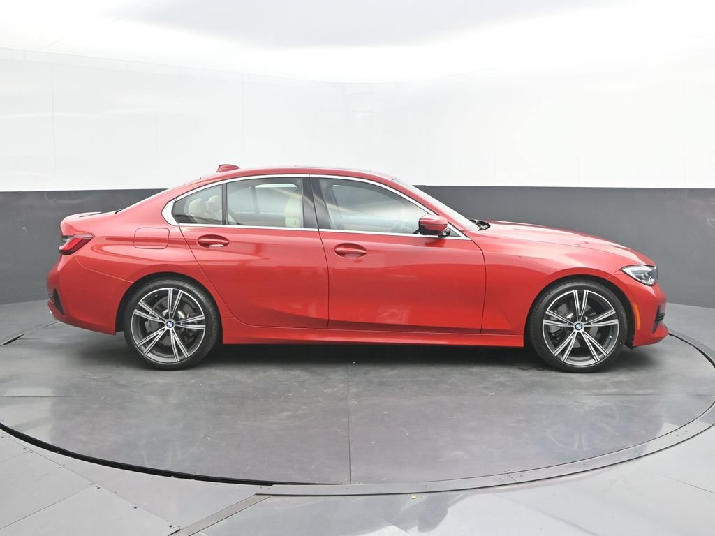Used 2022 BMW 330i Sedan w/ Driving Assistance Package RWD image 8