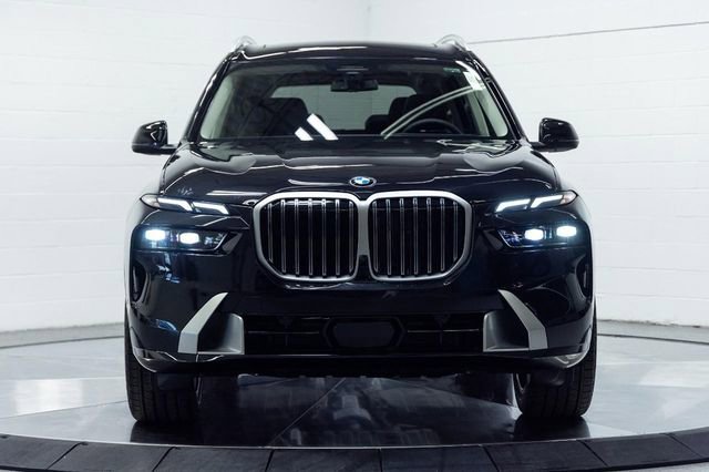 New 2026 BMW X7 xDrive40i image 7