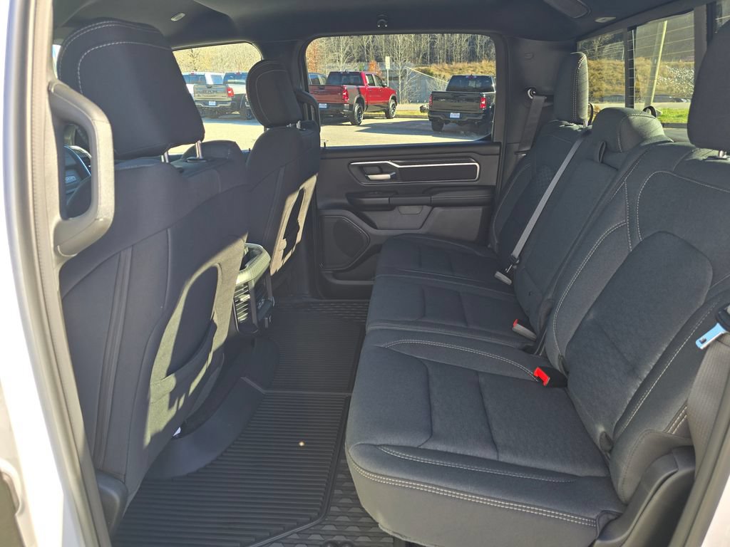 New 2026 RAM 1500 Big Horn AWD/4WD image 12