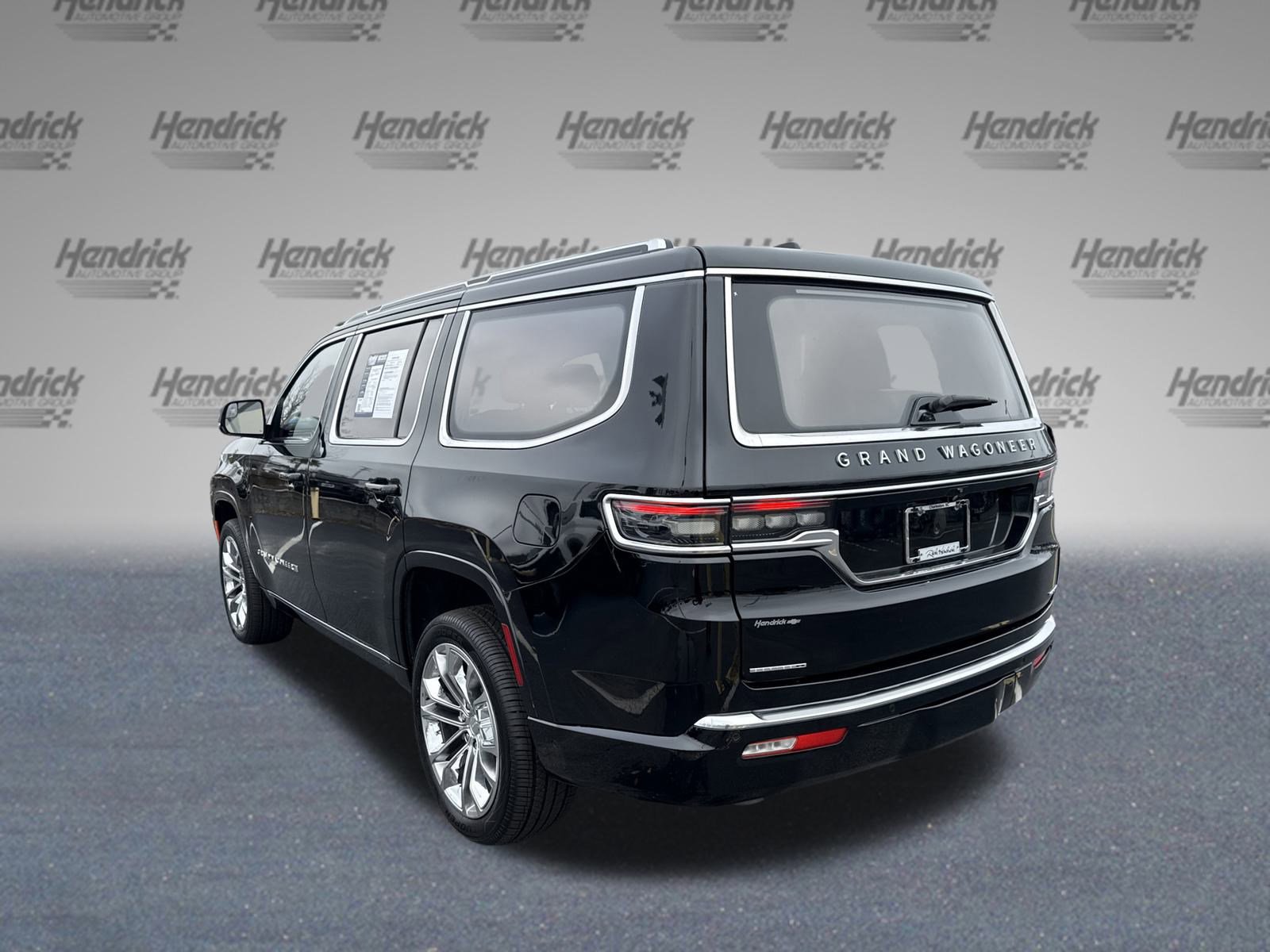 Used 2022 Jeep Grand Wagoneer Series II w/ Premium Group II image 8