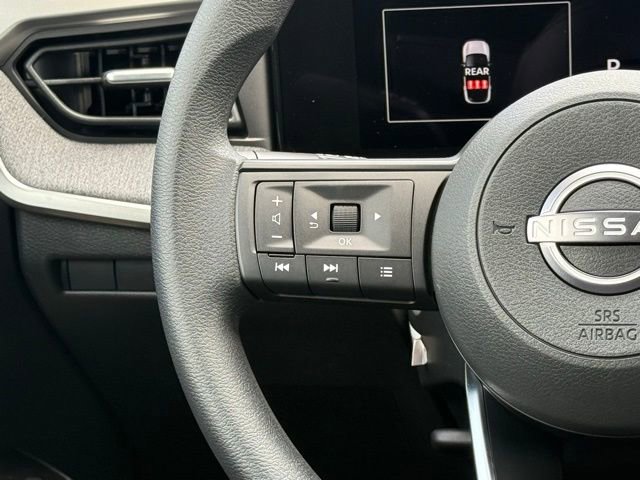 New 2025 Nissan Kicks SV image 20