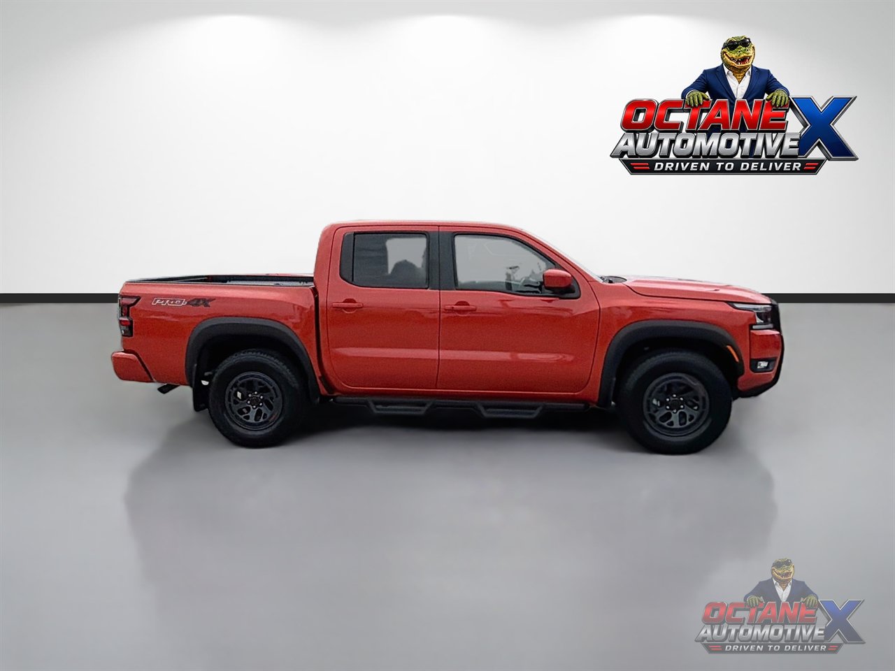 Used 2025 Nissan Frontier PRO-4X w/ Pro Convenience Package AWD/4WD image 8