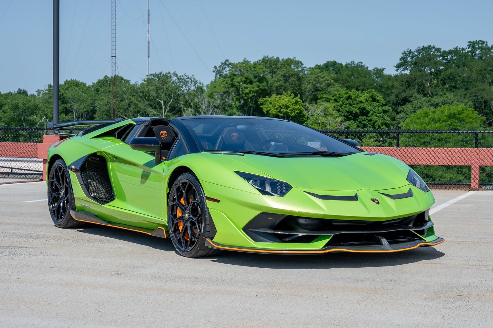 Used 2021 Lamborghini Aventador SVJ AWD/4WD image 1