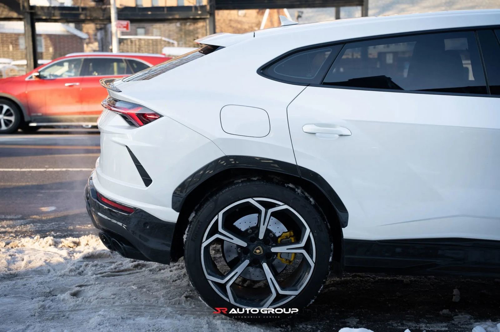 Used 2022 Lamborghini Urus image 21