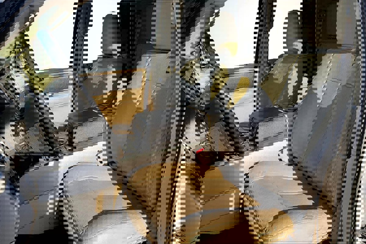 Used 2017 Ford Expedition XLT w/ Equipment Group 202A image 25