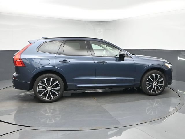 Used 2024 Volvo XC60 B5 Plus w/ Protection Package Premier AWD/4WD image 9