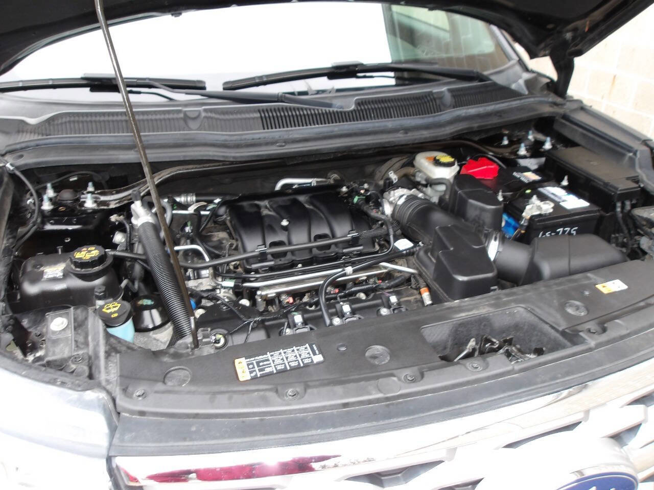 Used 2018 Ford Explorer Limited image 36