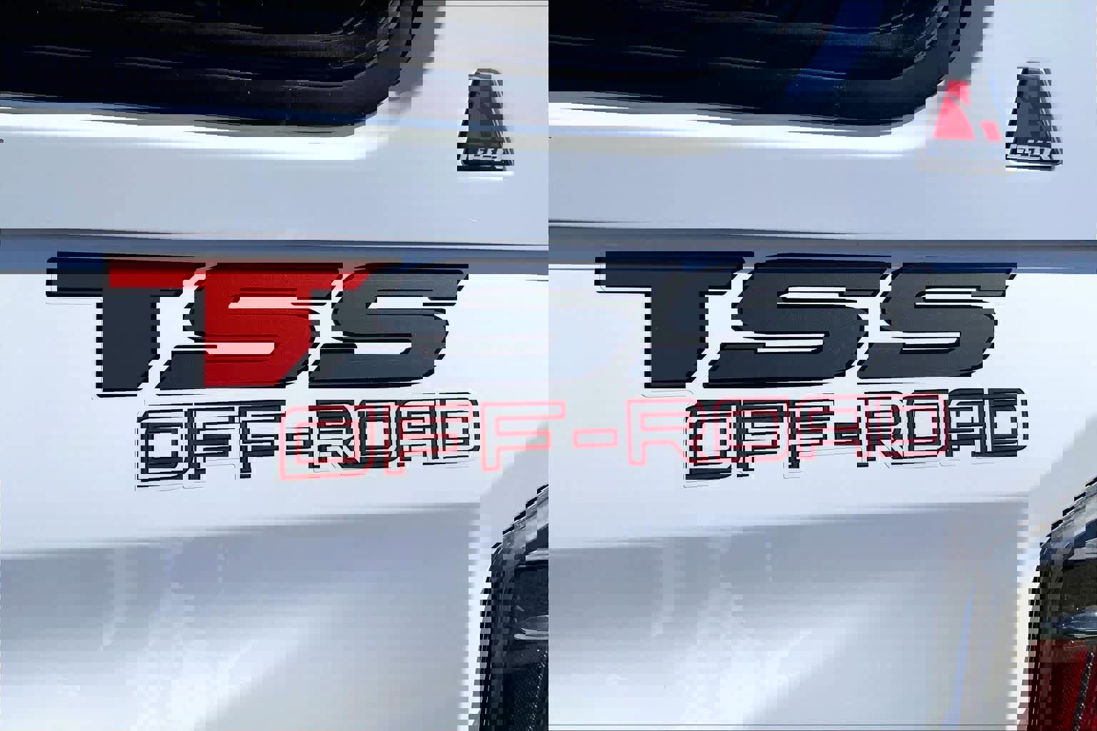 Used 2019 Toyota Tundra SR5 w/ SR5 Upgrade Package AWD/4WD image 10