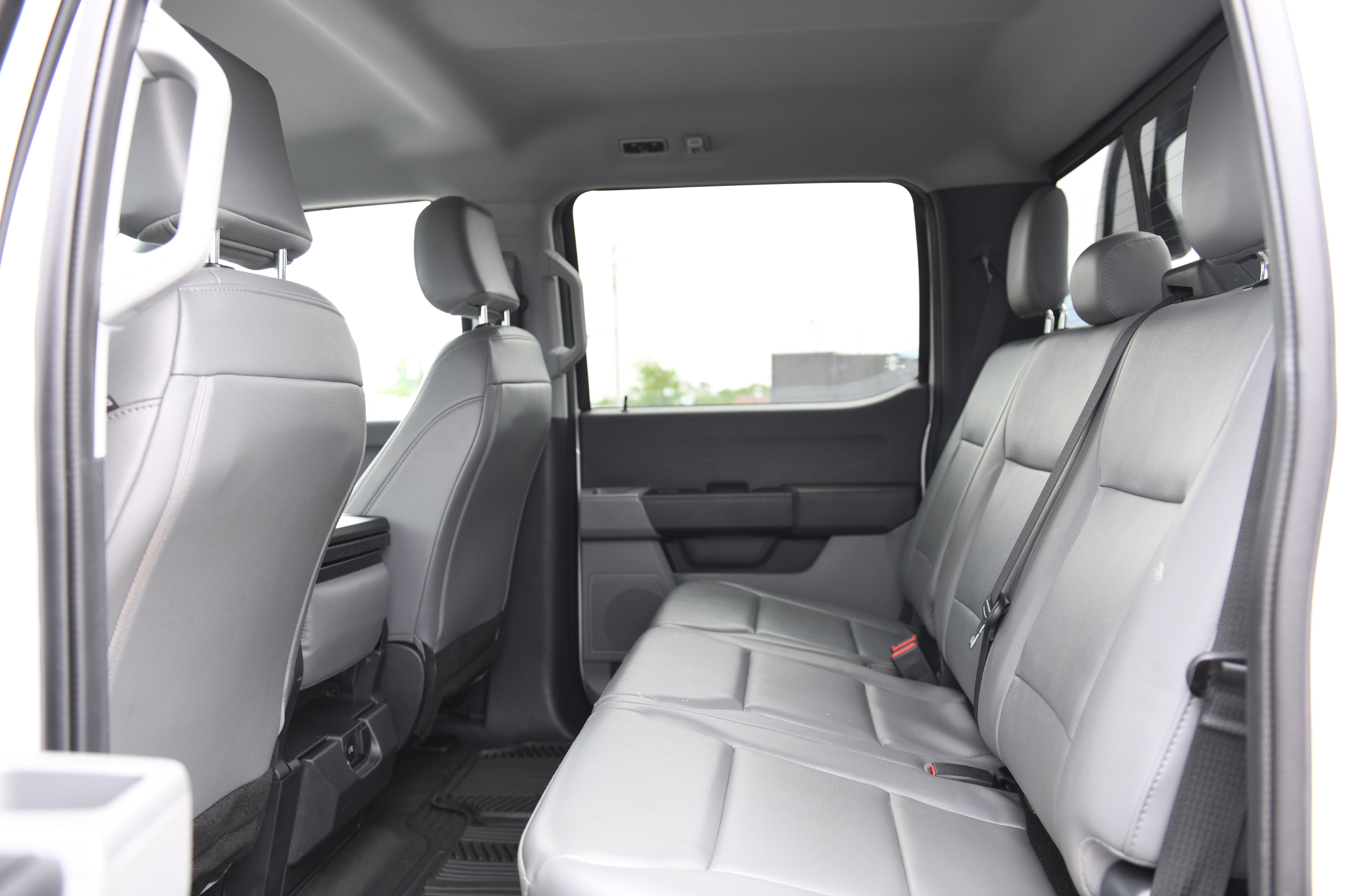 Used 2024 Ford F350 XL w/ XL Chrome Package image 13