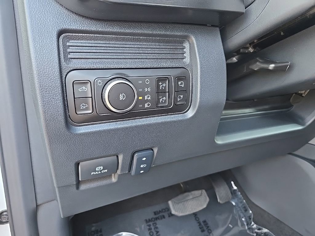 New 2026 Ford F250 Lariat image 14