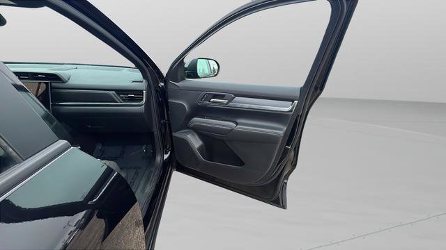 Used 2026 GMC Terrain Elevation image 25