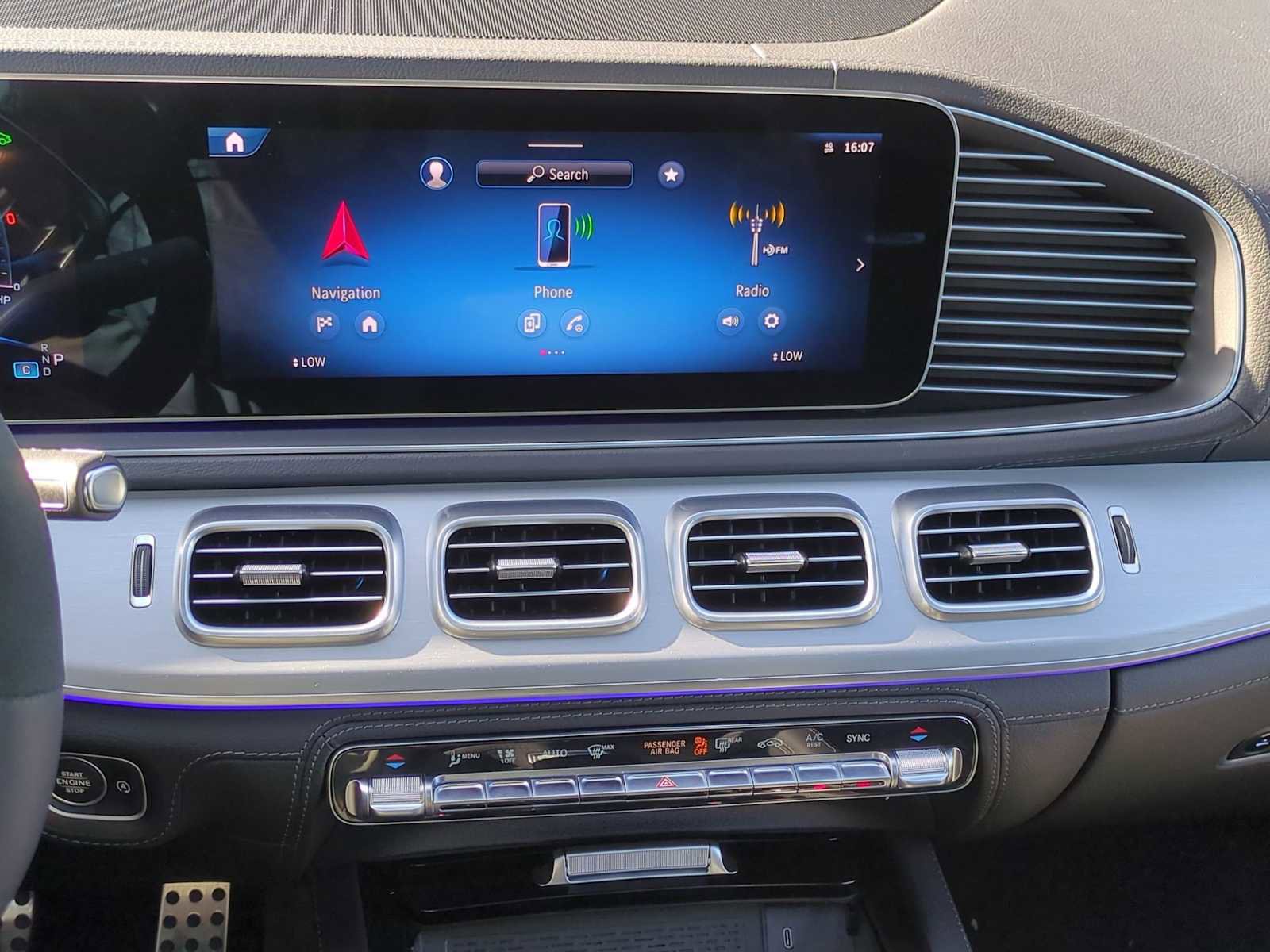 New 2025 Mercedes-Benz GLE 53 AMG 4MATIC Coupe image 27