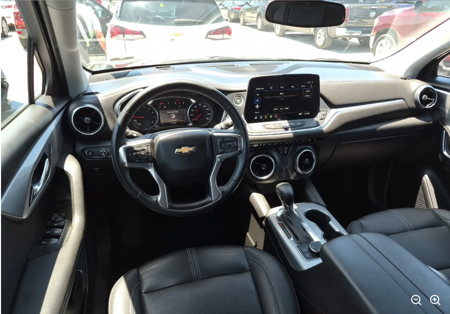 Used 2023 Chevrolet Blazer LT AWD/4WD image 10