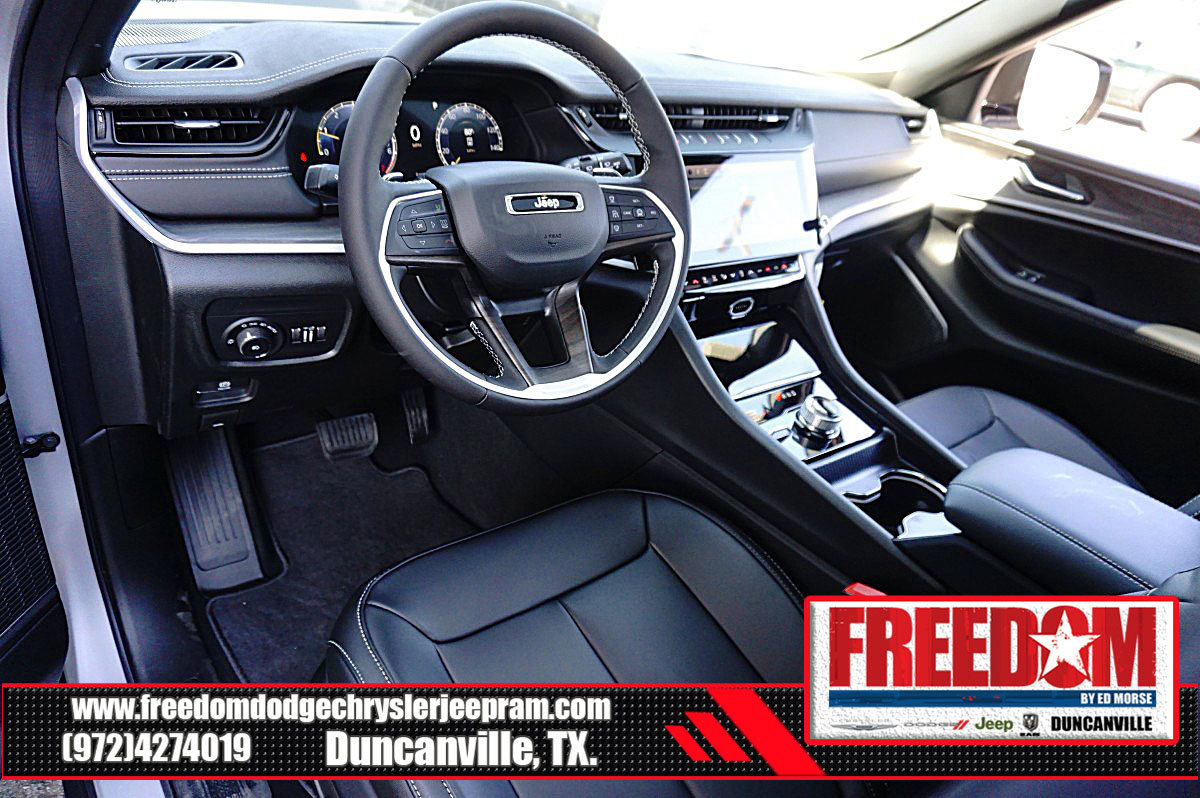 New 2026 Jeep Grand Cherokee Limited AWD/4WD image 10