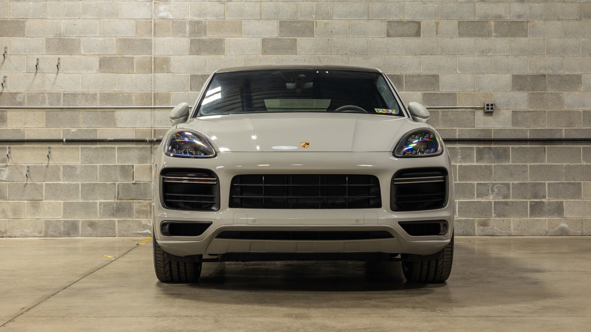 Used 2021 Porsche Cayenne Turbo S image 5