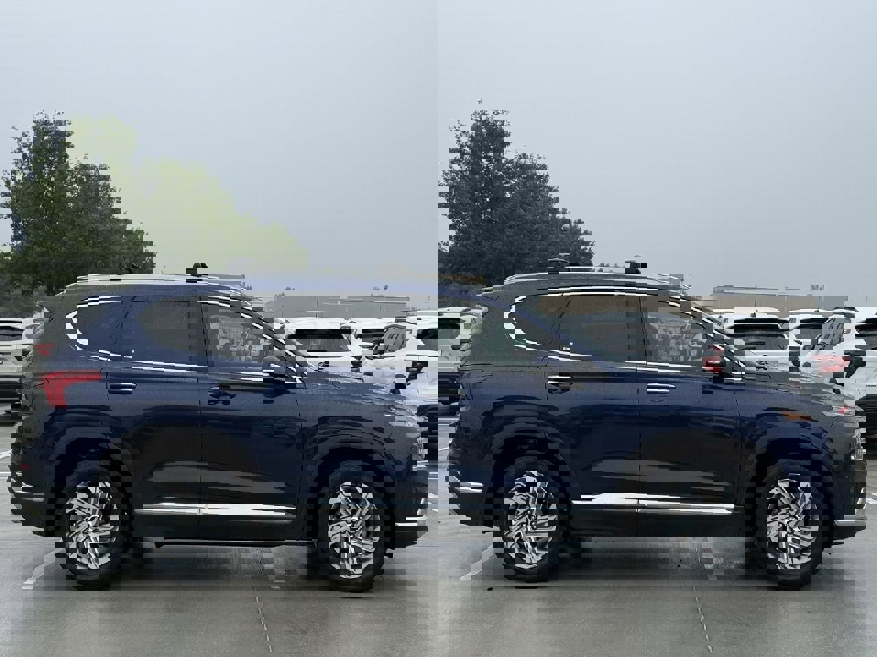 Used 2021 Hyundai Santa Fe SEL w/ Convenience + Premium Package FWD image 3