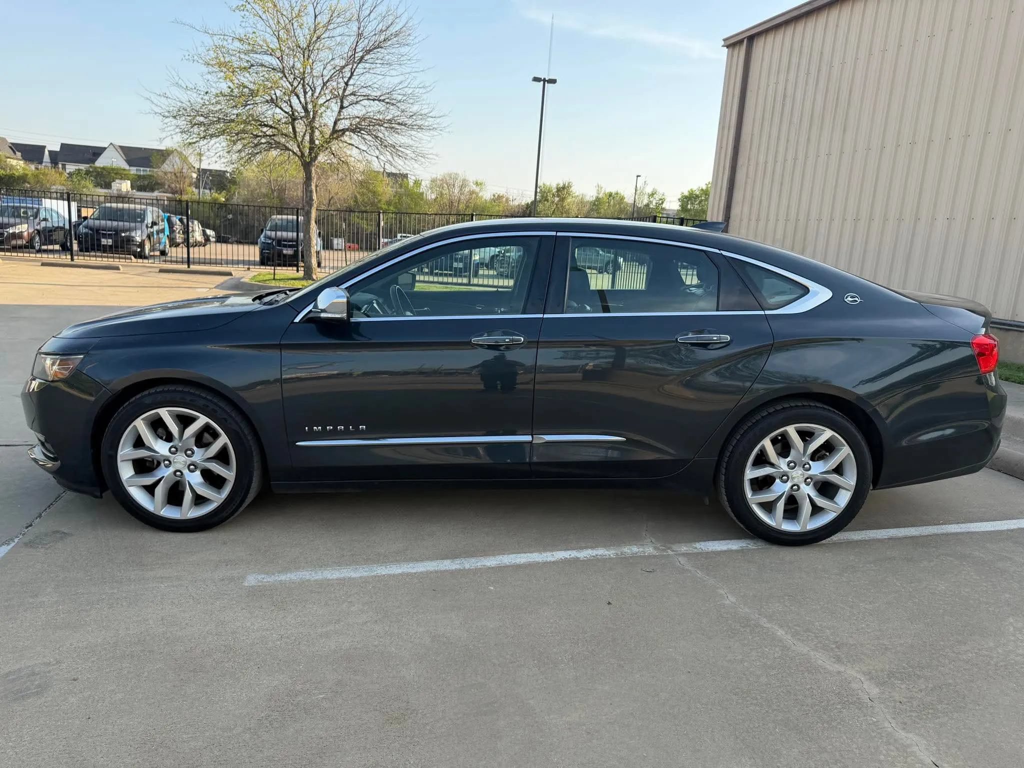 Used 2018 Chevrolet Impala Premier FWD image 8