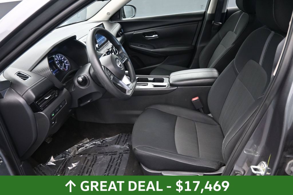 Used 2024 Nissan Sentra SV FWD image 17