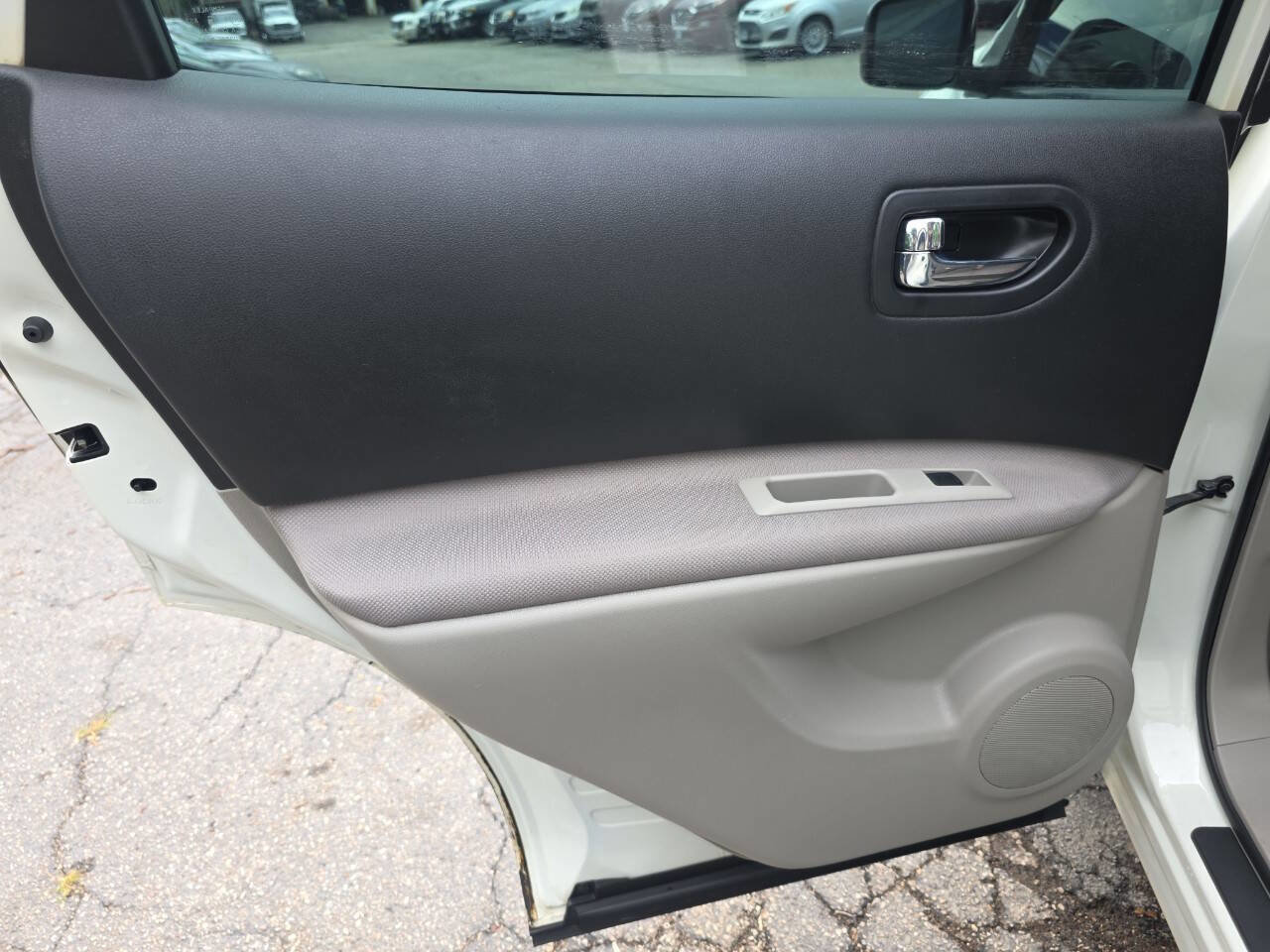 Used 2015 Nissan Rogue S w/ Convenience Package image 22