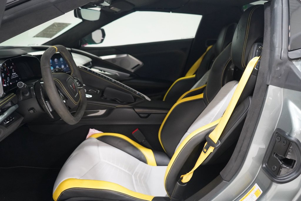 Used 2022 Chevrolet Corvette Stingray Premium Conv RWD image 15
