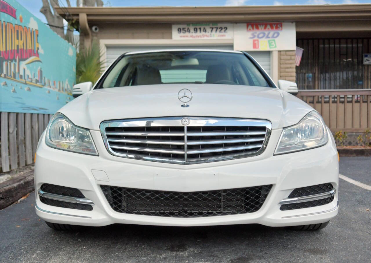 Used 2013 Mercedes-Benz C 300 4MATIC Sedan w/ Multimedia Pkg image 2