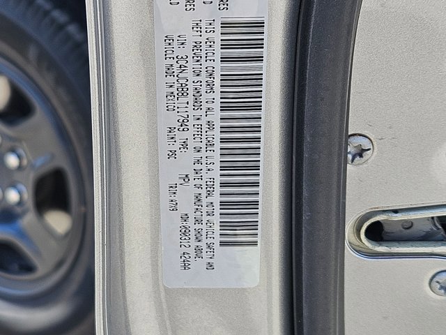 Used 2020 Jeep Compass Sport w/ Tech Group FWD image 16