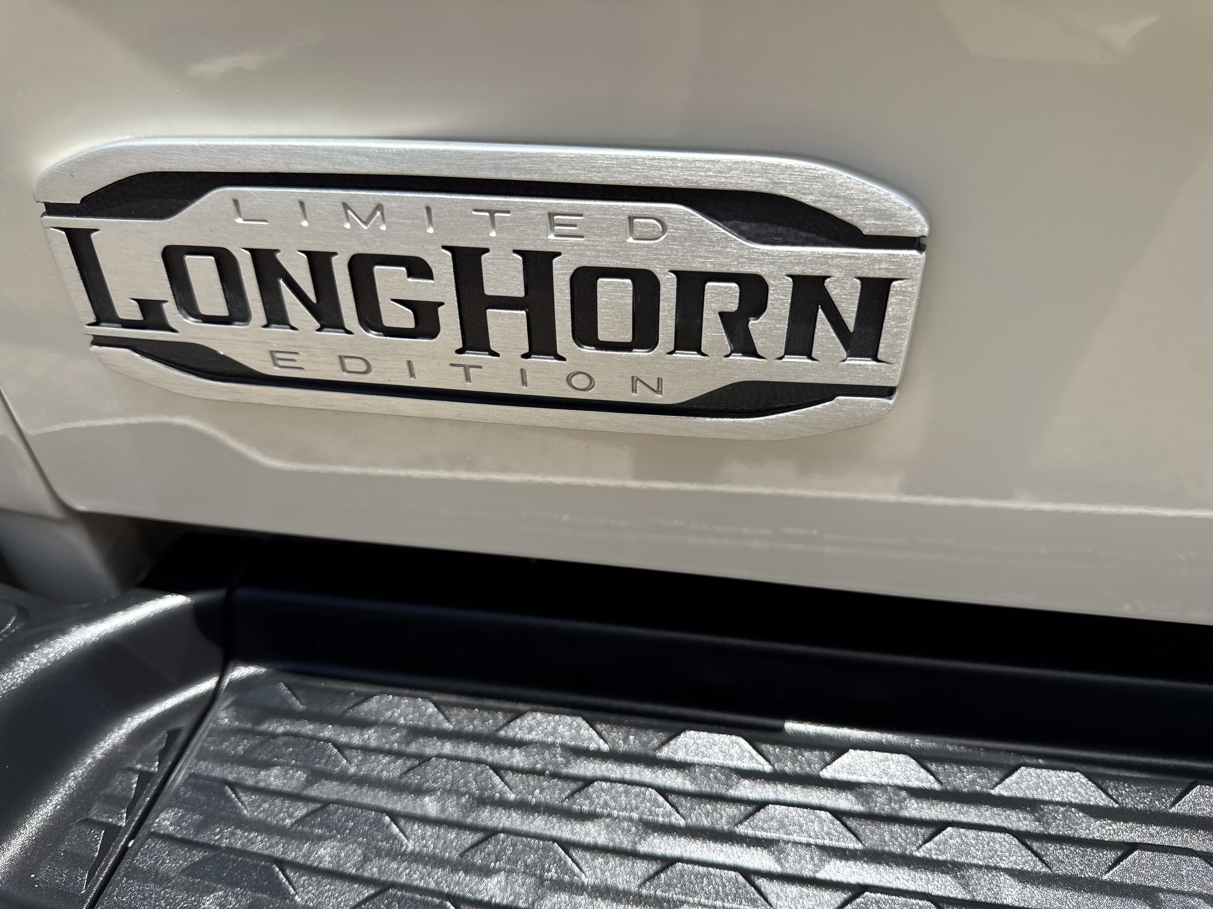 Used 2024 RAM 2500 Limited w/ Safety Group AWD/4WD image 23